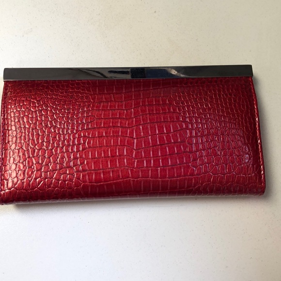 Wallet - Picture 2 of 3